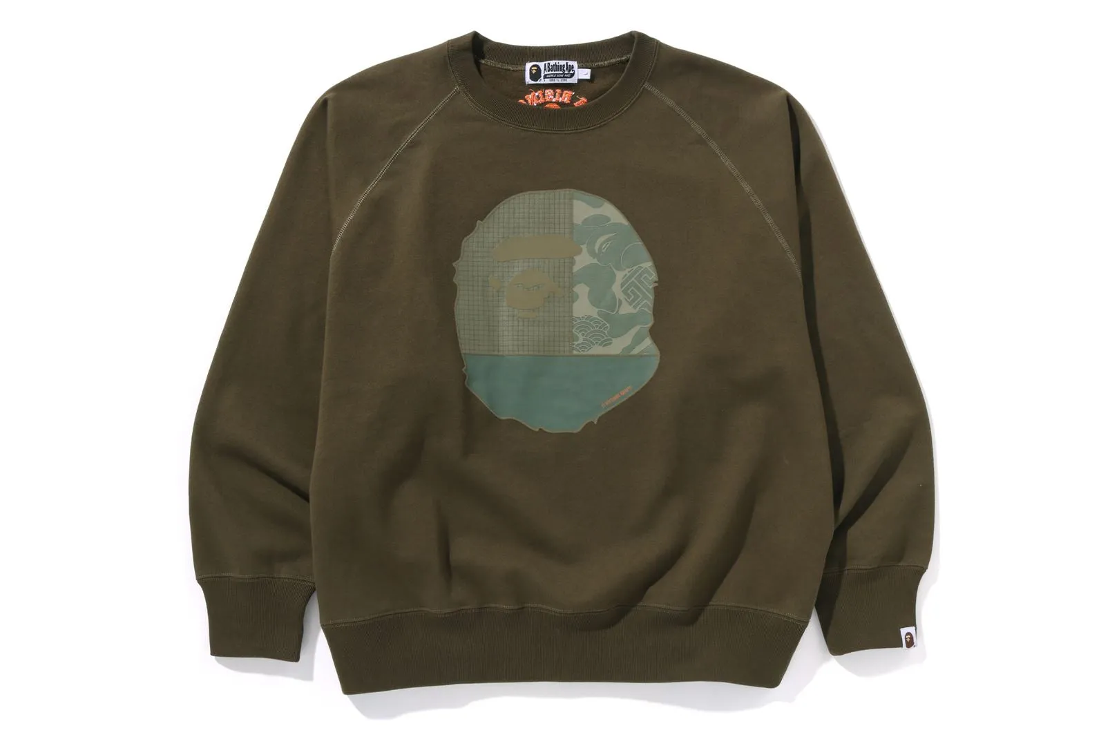 A RISING BAPE RELAXED FIT CREWNECK