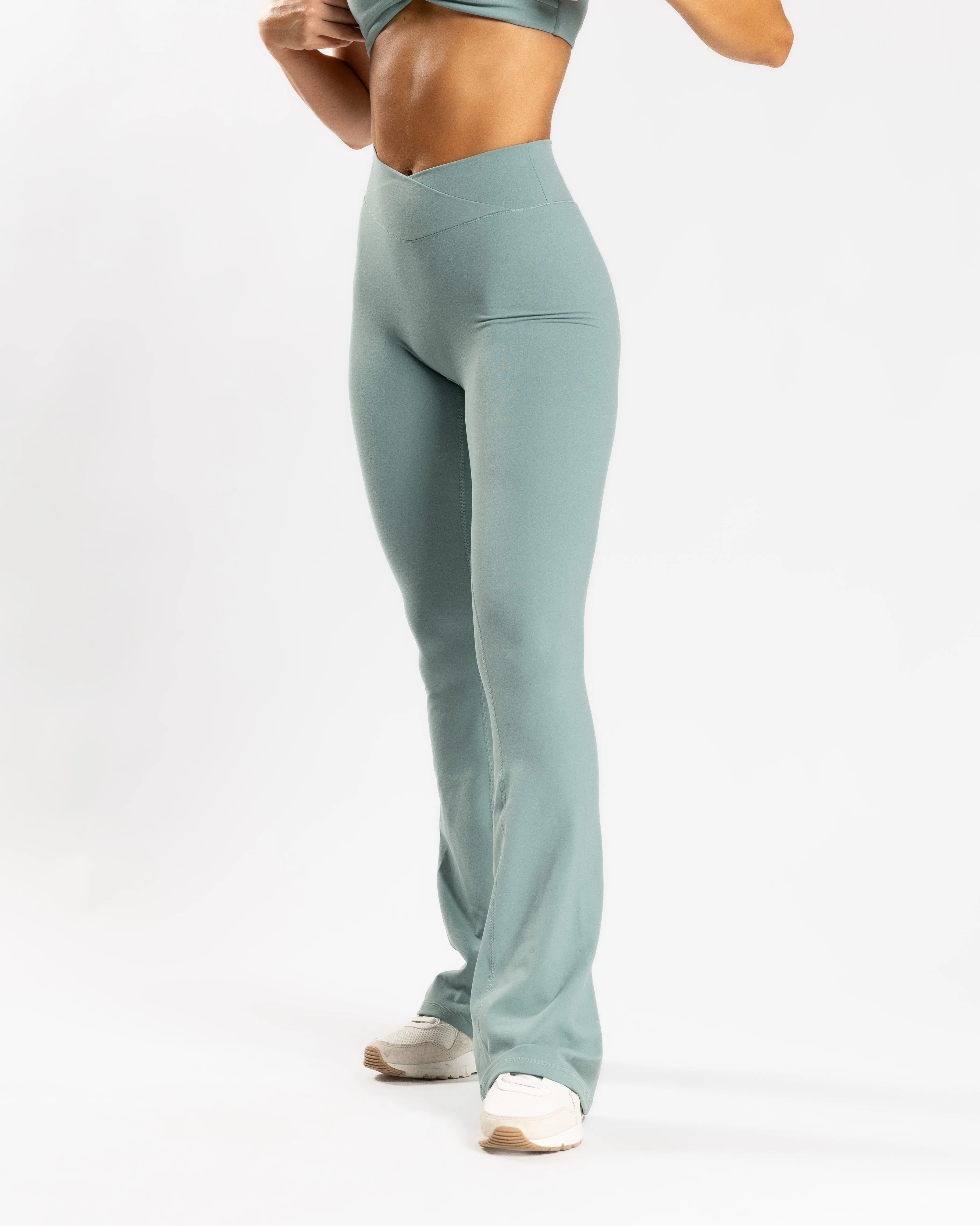 Sierra Flare Legging : 34" (Long)